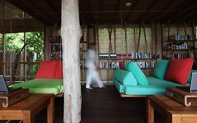 ซิกเซ้นส์ ยาวน้อย (SHA Extra Plus)